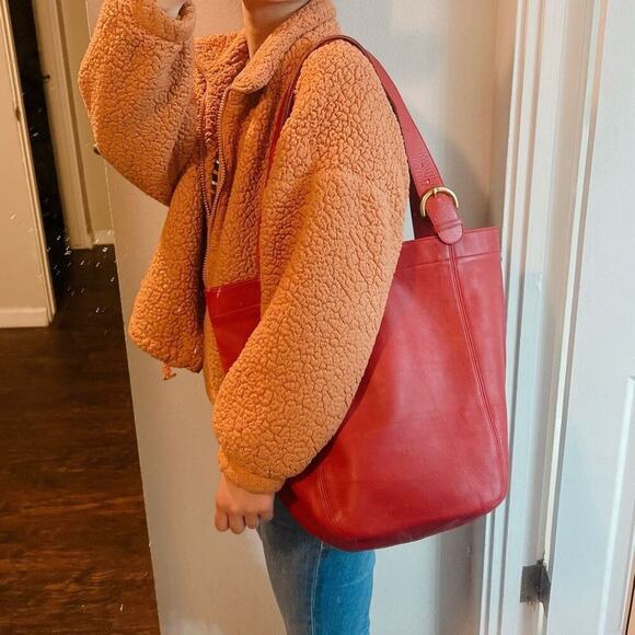 Coach Vintage Red Leather Soho Tote 4082 - Picture 3 of 10